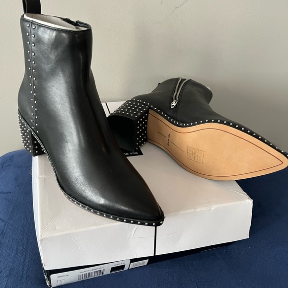 Dolce Vita black leather Brook boots w/stud details. - Picture 3 of 5